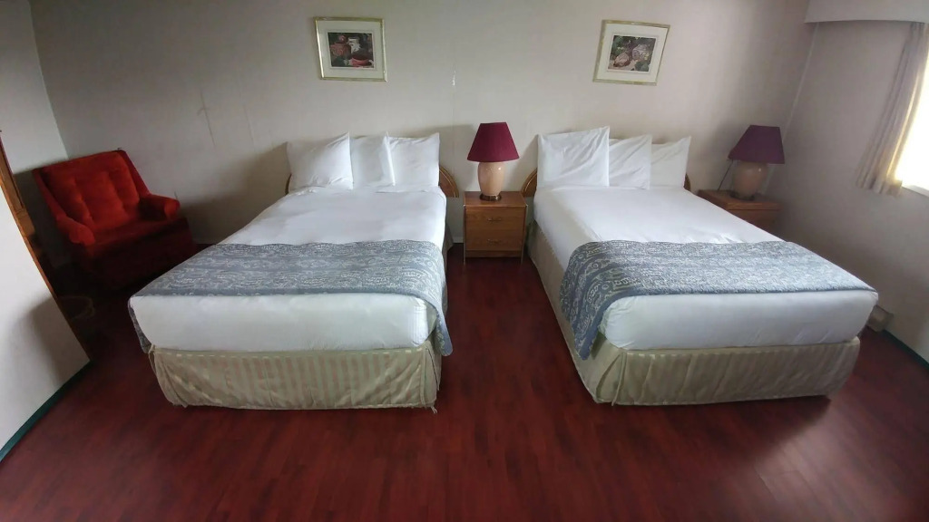 Cozy Court Motel