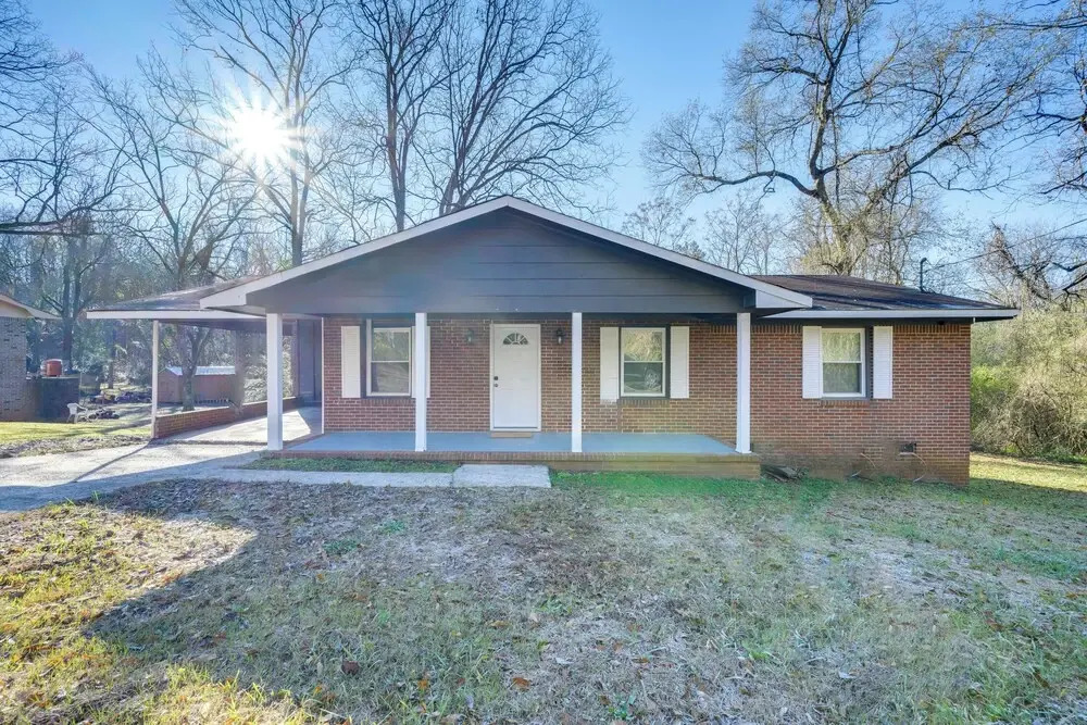 Lovely Forsyth Home ~ 2 Mi to Tift College!