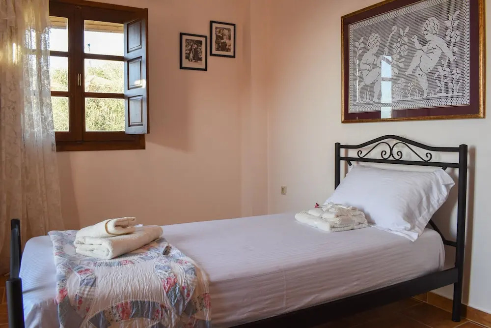 Charming seaview villa amid the olive groves