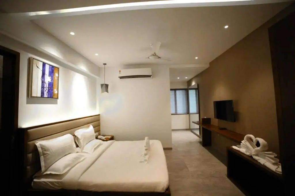 Hotel Midland, Nanded