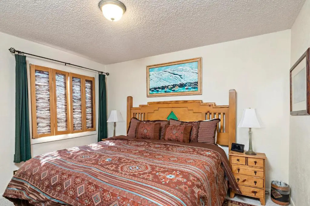 Fort Marcy Suites by All Seasons Resort Lodging