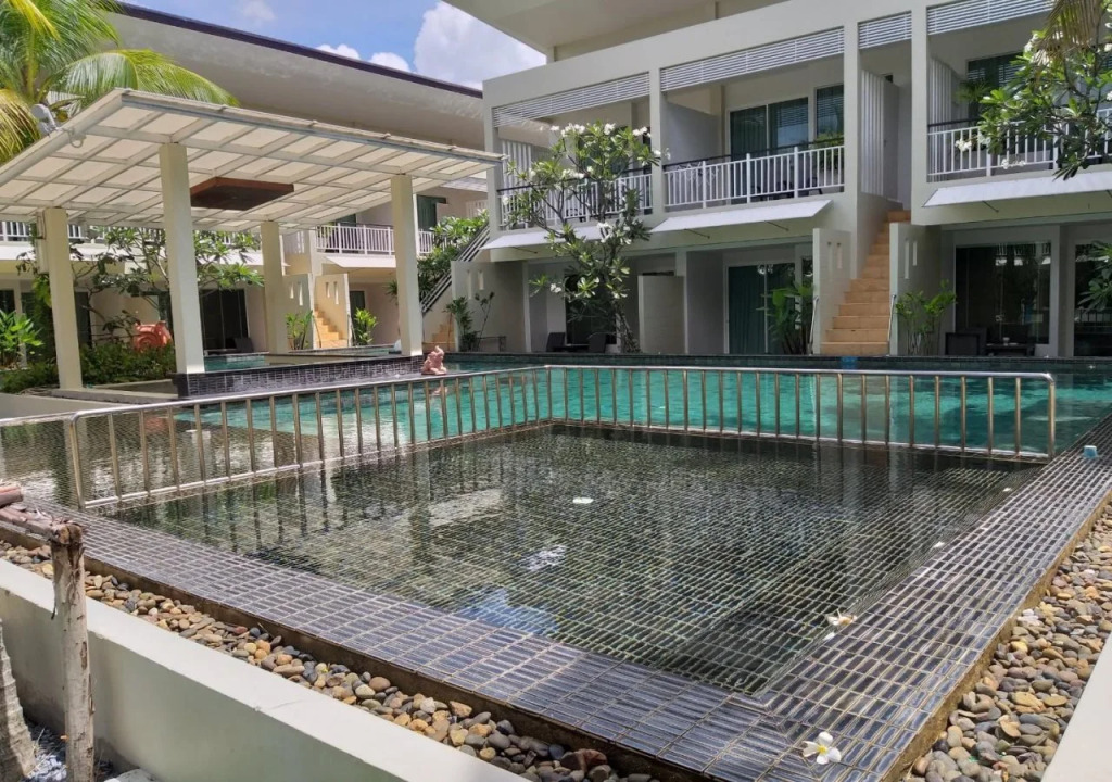 A2 Pool Resort, Phuket Town - scheduled shuttle to Phuket Old Town