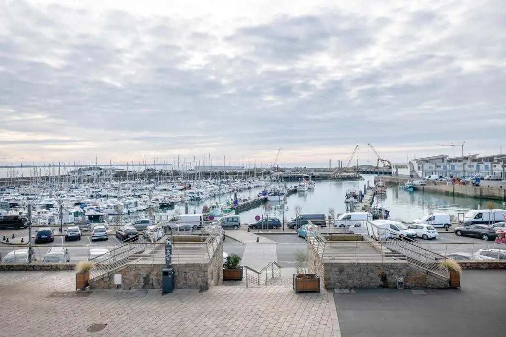 Grande maison accueillante et chaleureuse pour 10 personnes a La Turballe