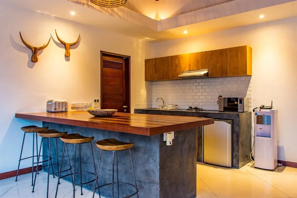 Villa Bugis Kayu Aya Seminyak