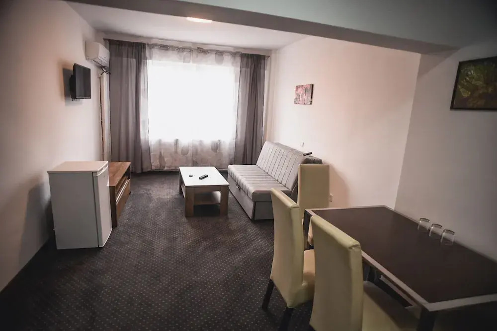 Petrosani Camere de Inchiriat - Hotel Petroshani srl