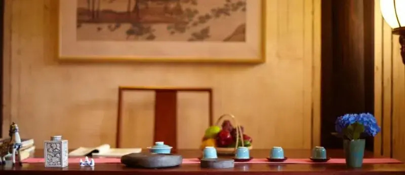 Kaiyuan Hotel · Seabirds