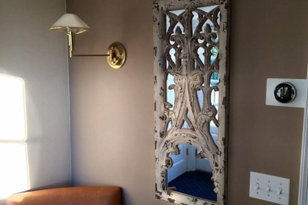 Benchmark Inn