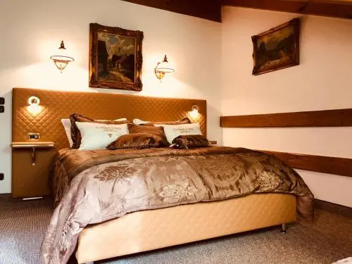 Golden Gapa River Luxury Penthouse 25