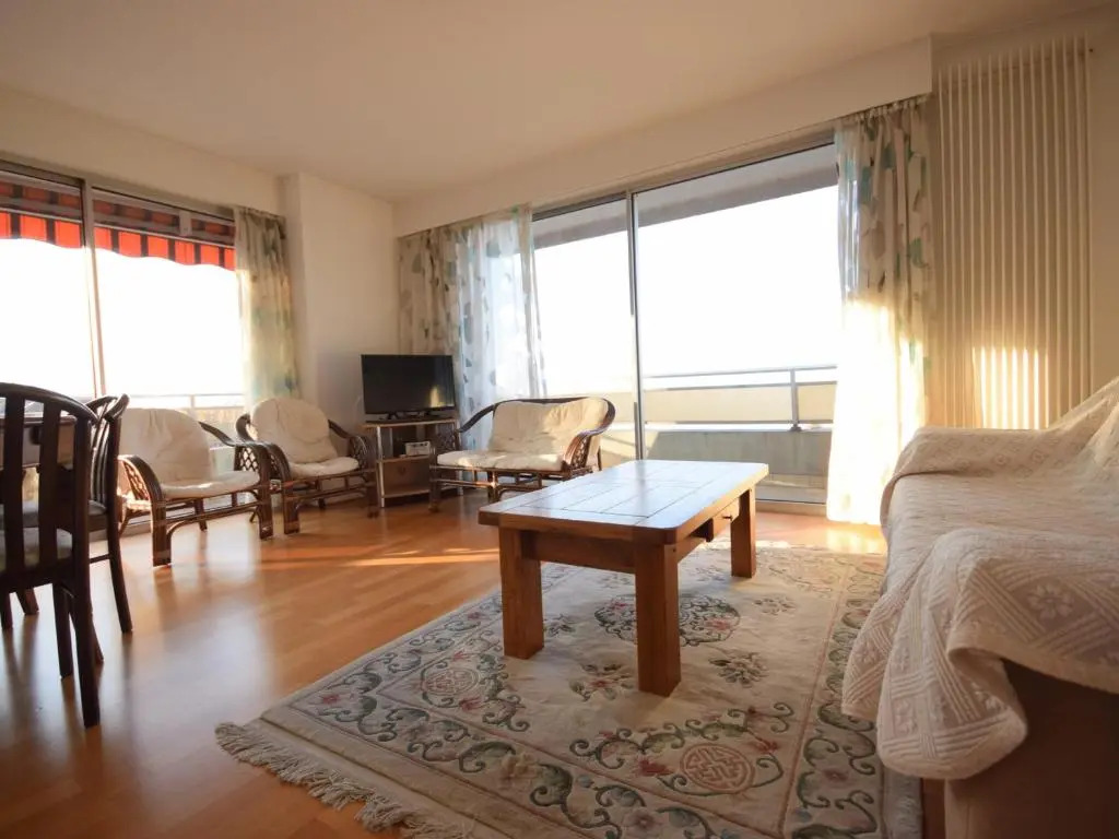 Appartement Évian-les-Bains, 2 pièces, 4 personnes - FR-1-498-13