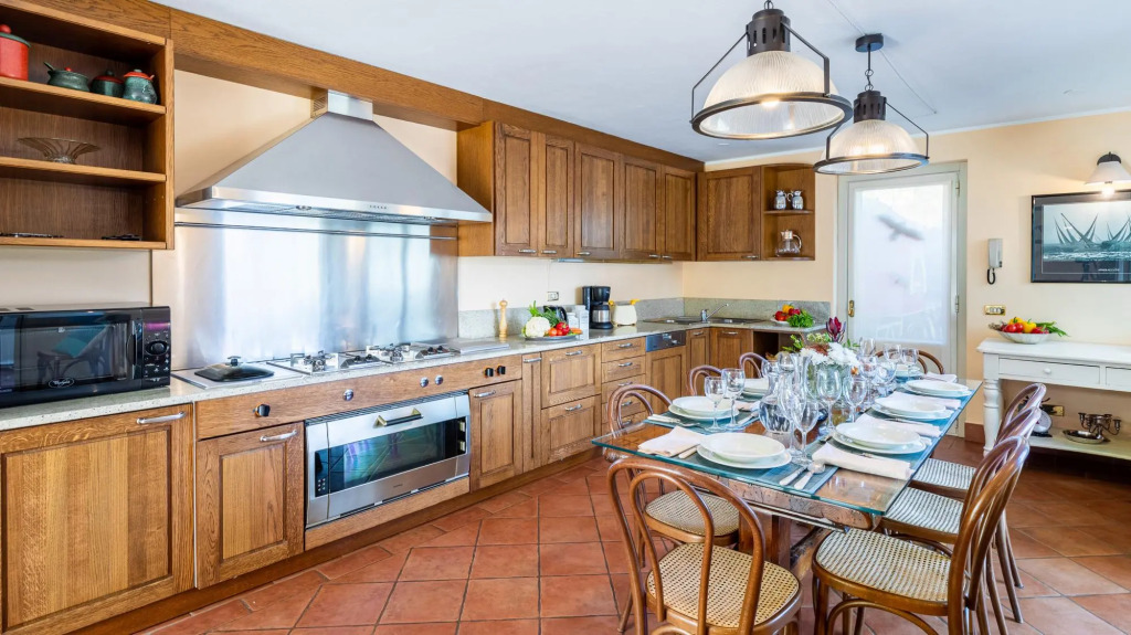 Villa La Dolce 8, Emma Villas
