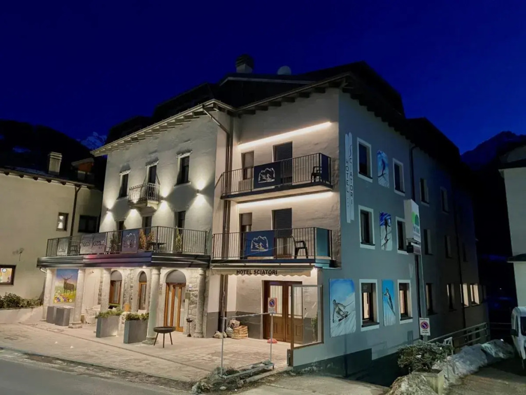 Hotel Sciatori 3 Stelle Superior