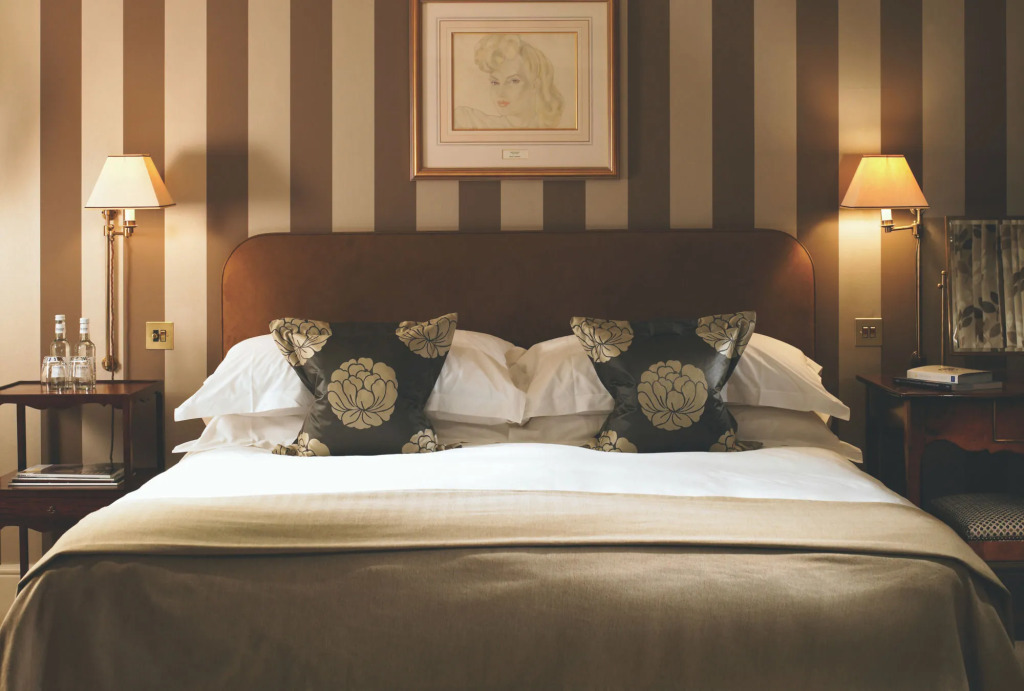 The Vineyard Hotel