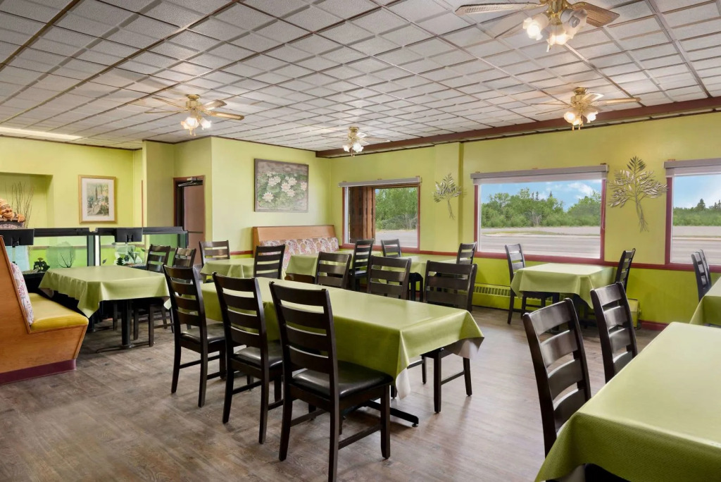 Coast Hotel Dawson Creek