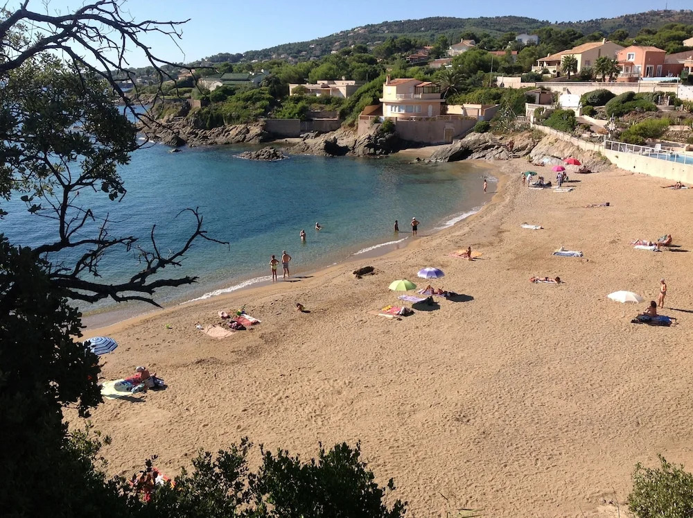 Rez de Villa Pébrier