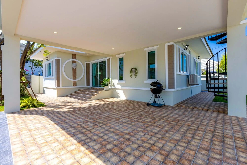 Cozy 3 Bedroom Pool Villa C883