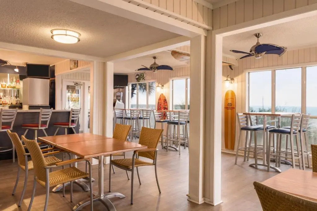 Surfside Beach Oceanfront Hotel