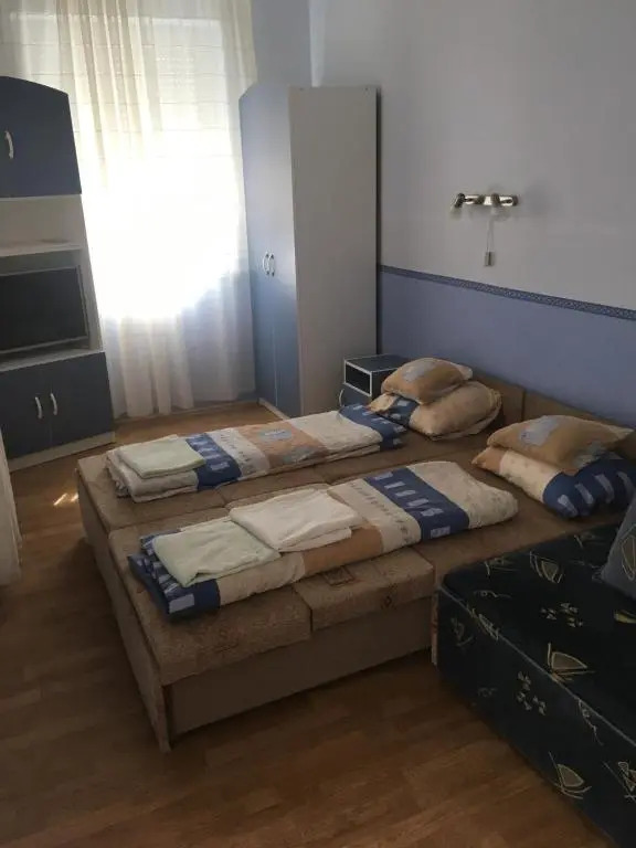 4 Lurkó Apartman Új
