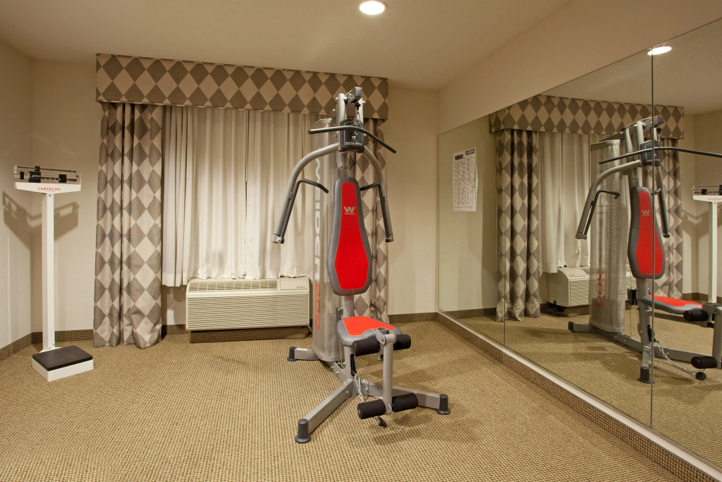 Holiday Inn Express Hotel & Suites Mebane by IHG