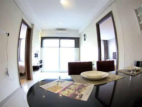 MG Suites Apt 19