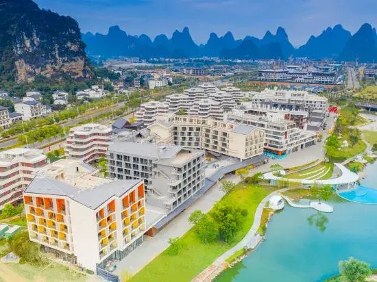Yangshuo Hidden Place Mansion (Yulong River)