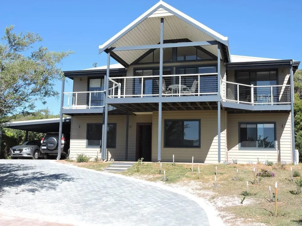 Jay's Beach House