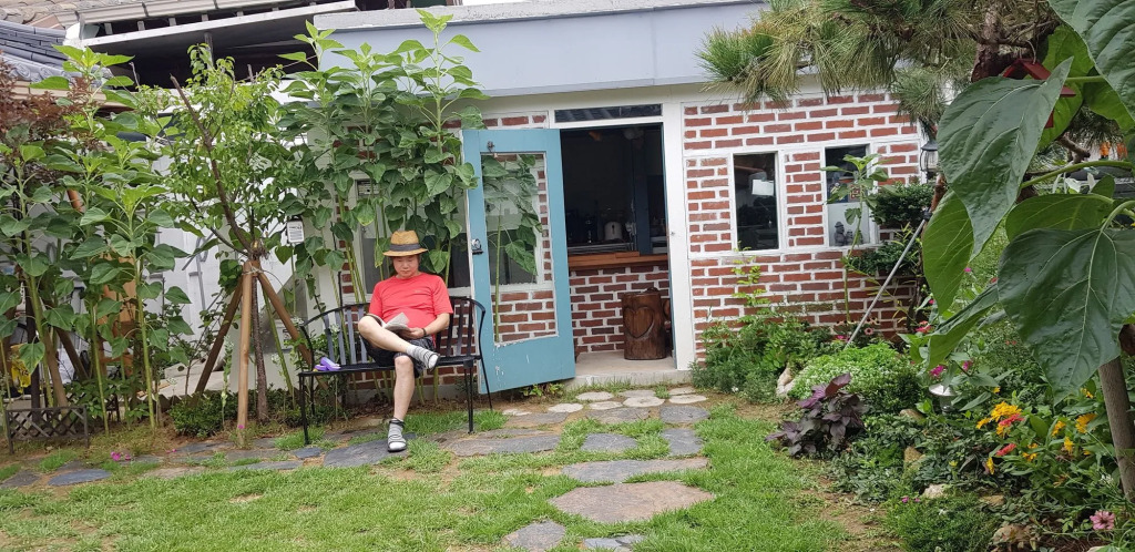 Hanulgiwa Hanok Stay