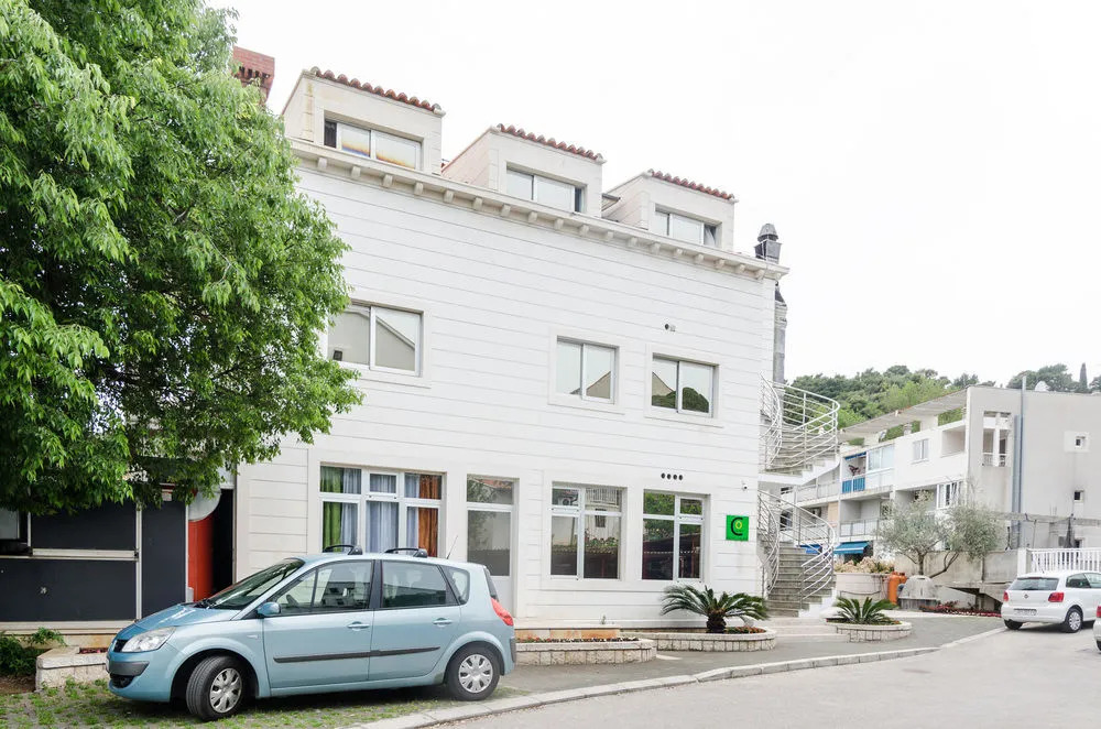 Cocoon Hostel