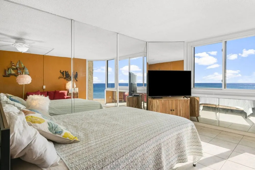 Top of the Gulf 421 - Luxury Beach View Condo