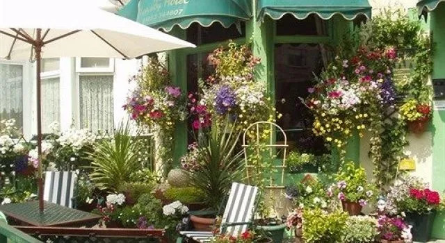 The Glenroy Guest House