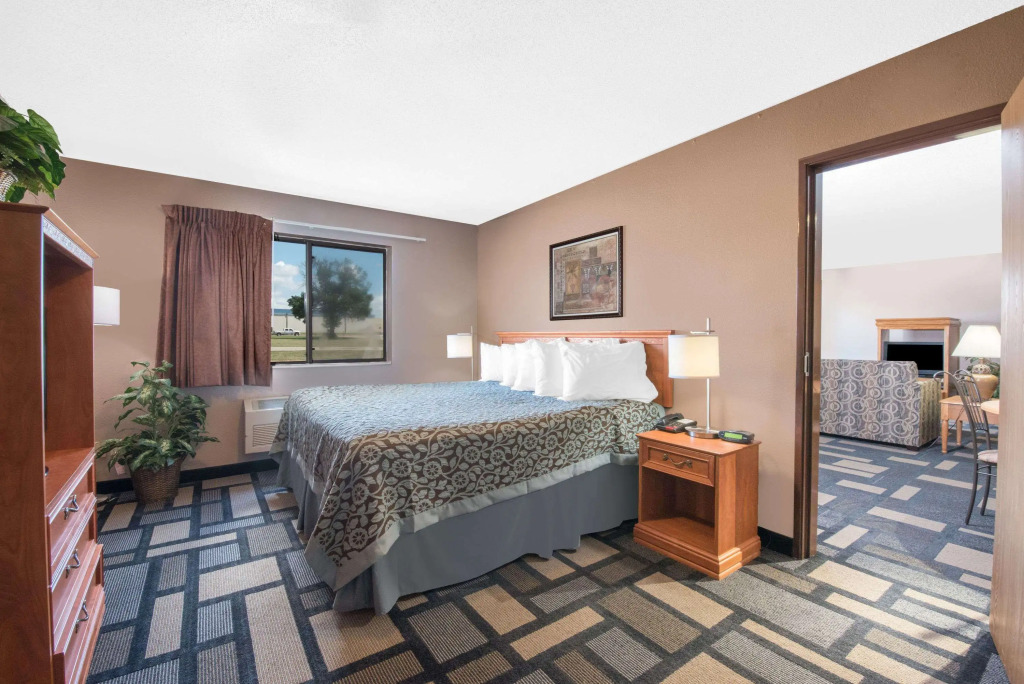 Days Inn by Wyndham Watertown