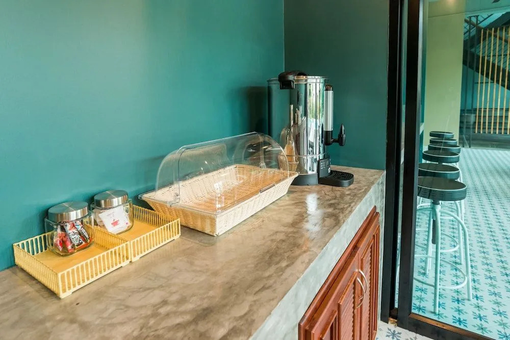 Link Hostel Aonang - Adults Only