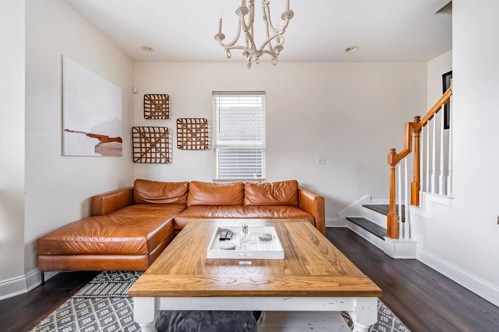 Cozy Remodeled House With Views Prime Location 3 Bedroom Home by RedAwning