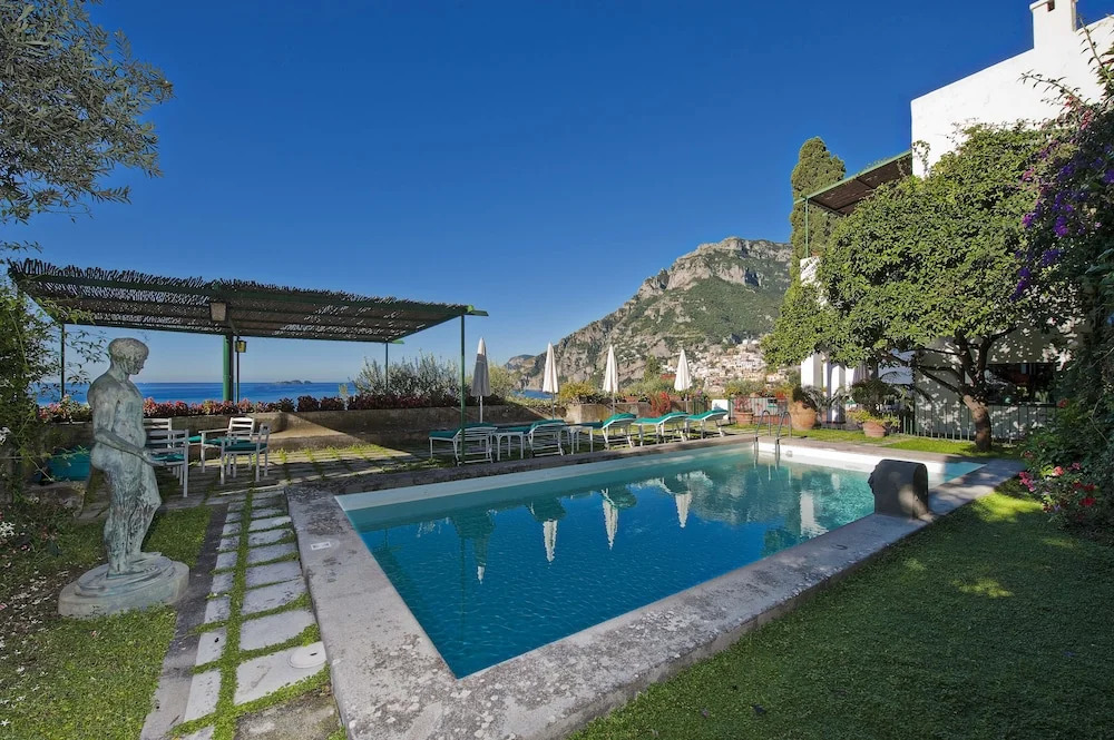 Villa Magenta