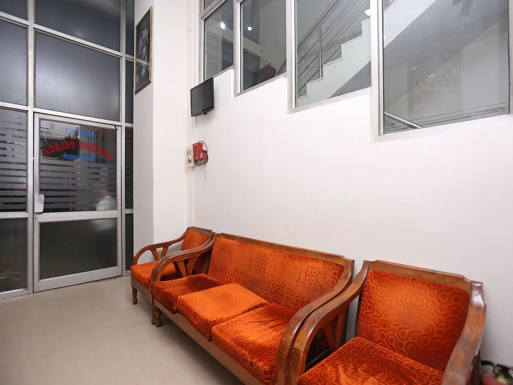 OYO 9562 Hotel Upasana Palace