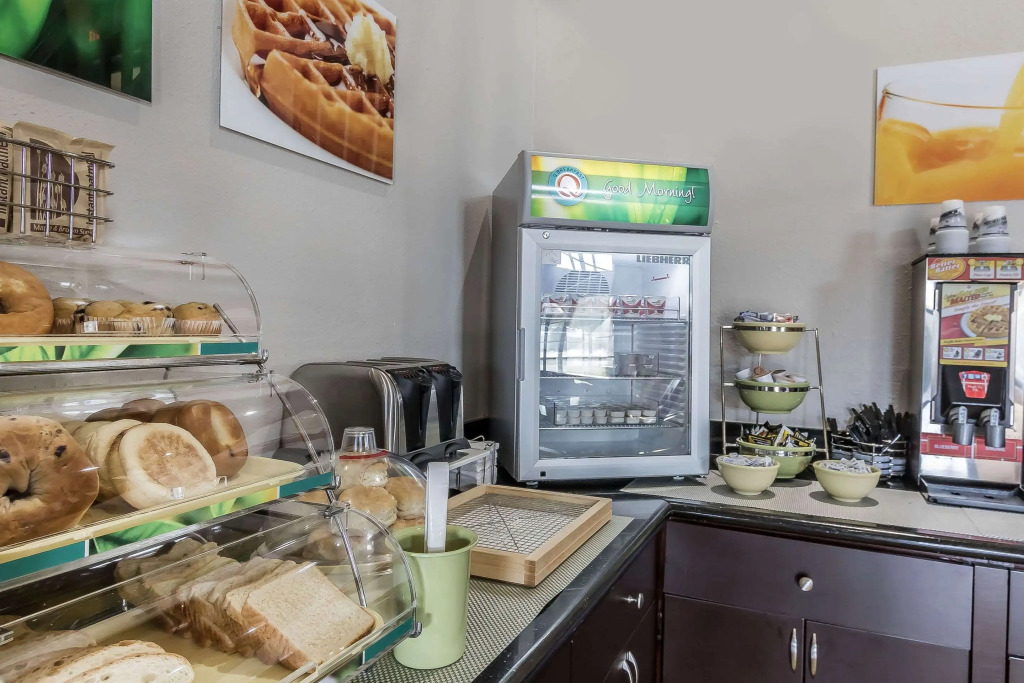 Quality Inn & Suites Stuttgart North