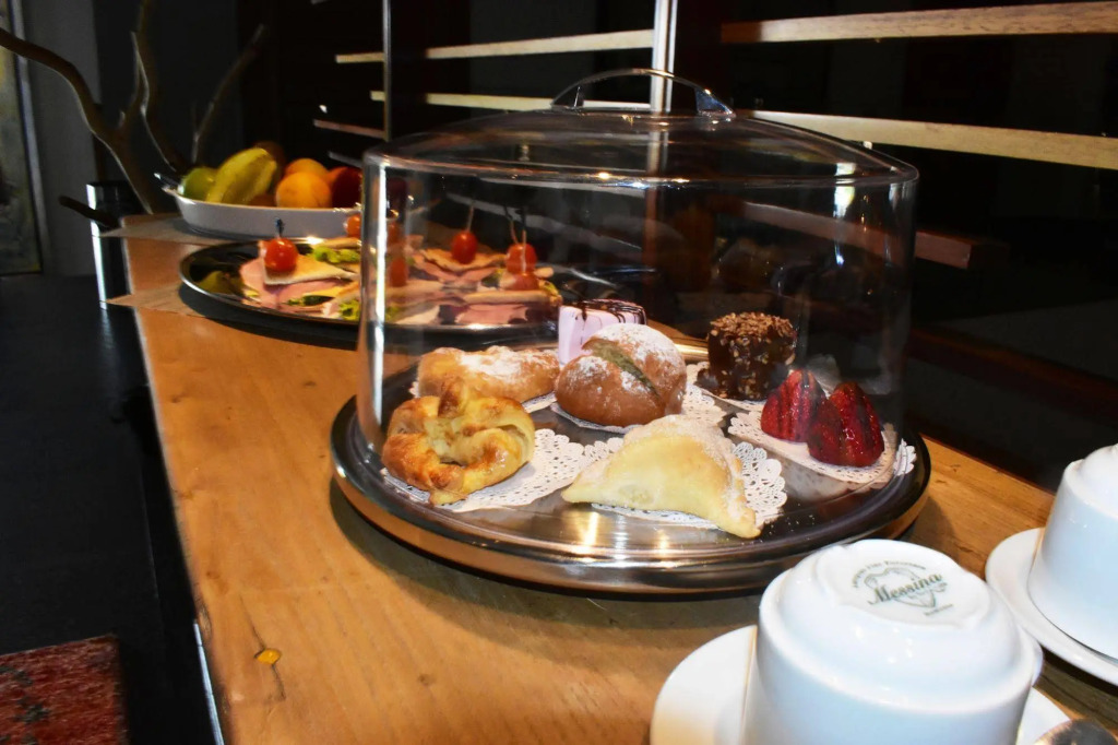 Square Small Luxury Hotel - Nuevo Consulado