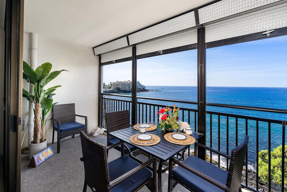 Ocean Front - Fantastic Location - Walk To Kona Town - Vrkcv