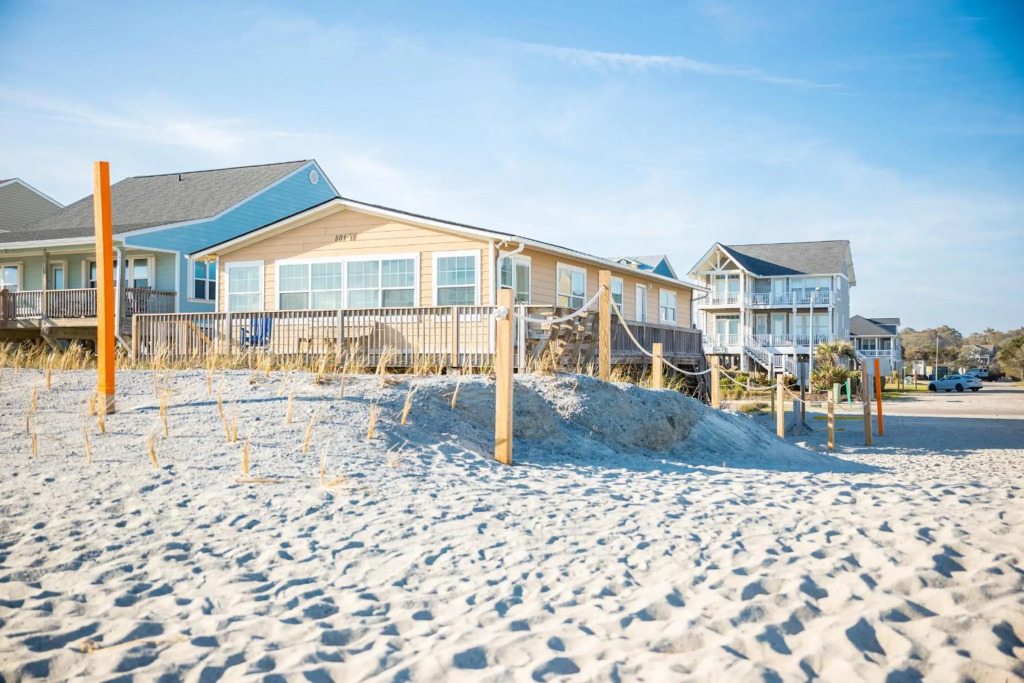 The Beach Fact Oar by Oak Island Accommodations