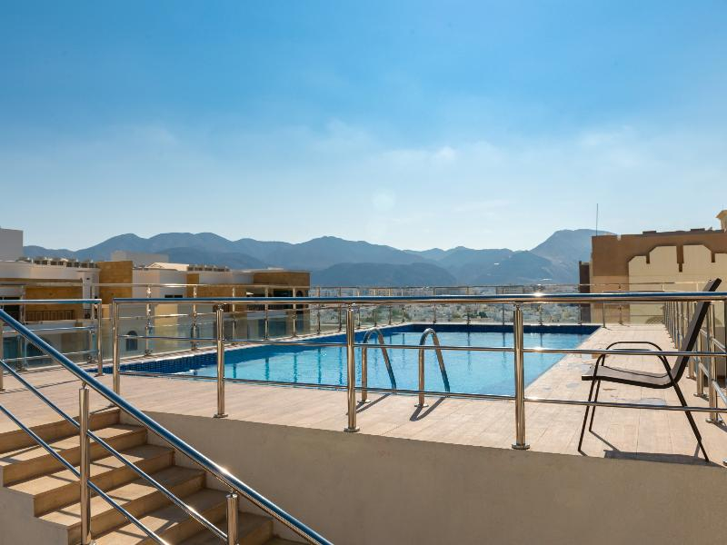 Royal Crown Hotel