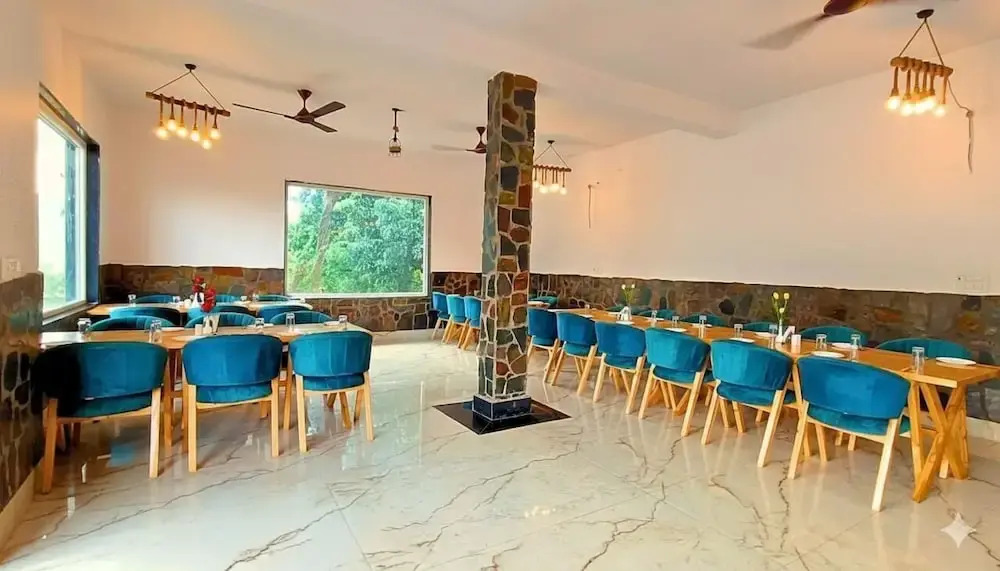Astoria Corbett Resort