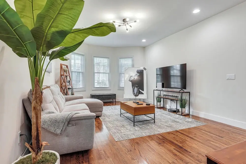 1 Mi to Metro-north! Commuters Apartment Near NYC