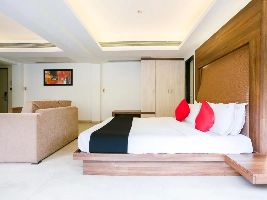 The Roa Hotel