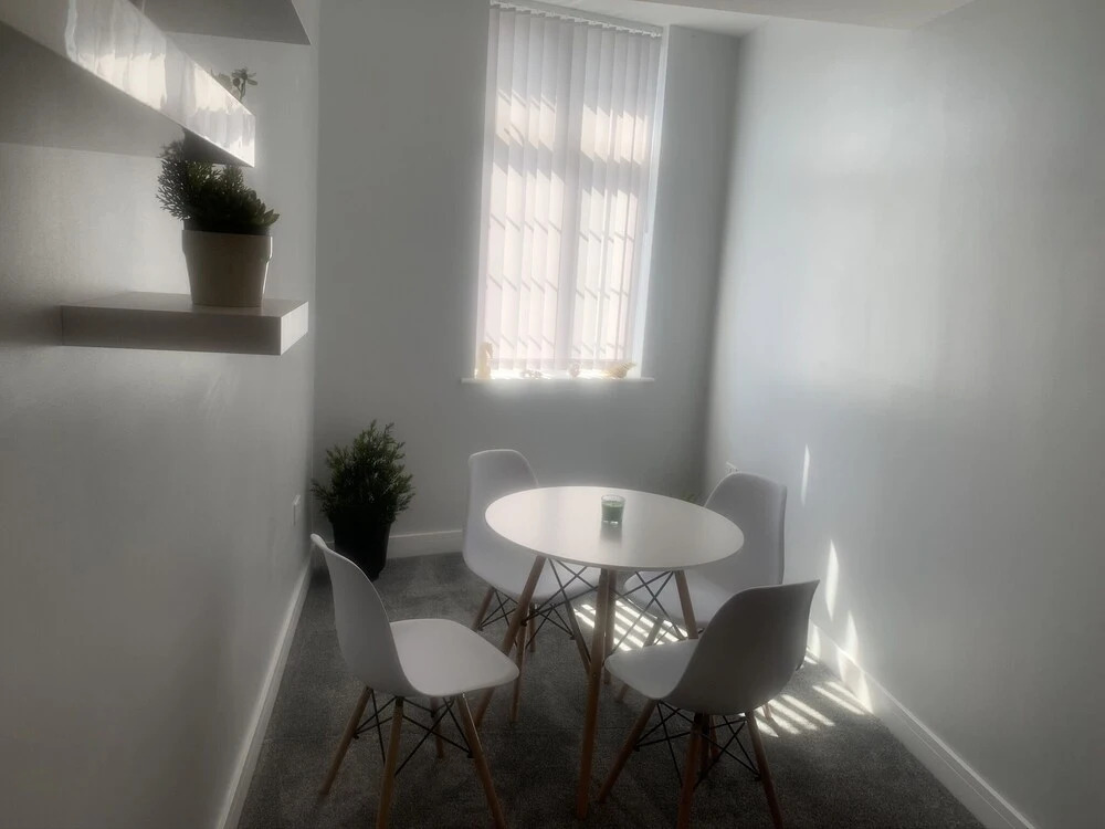 Remarkable 1-bed Apartment in Southampton