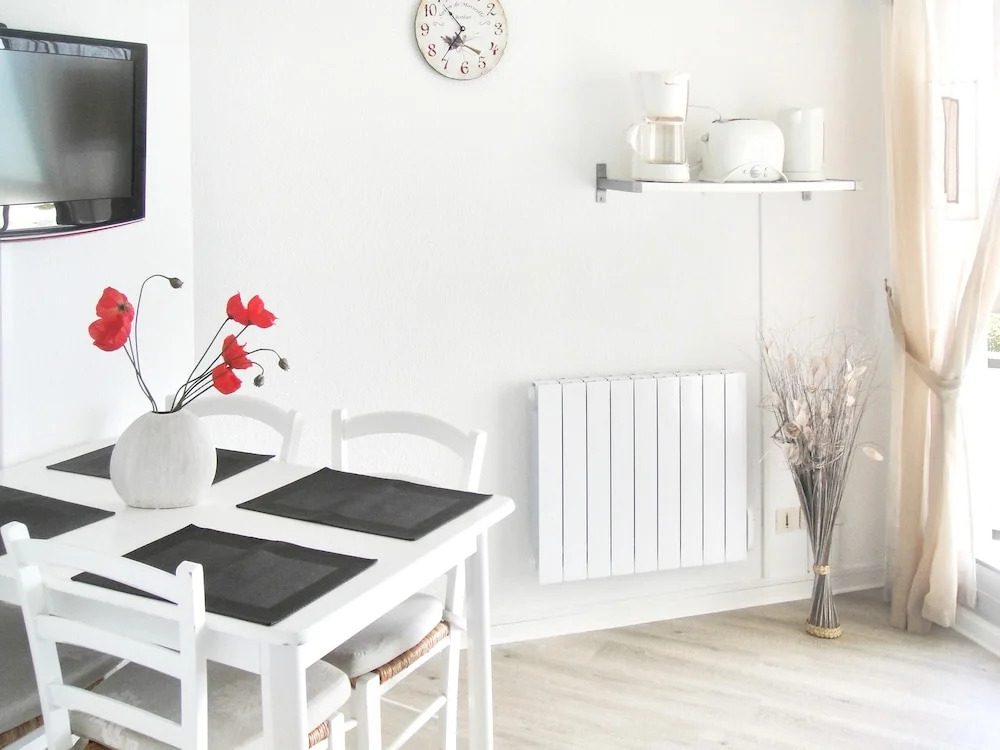 Apartment With one Bedroom in Quiberon, With Wonderful sea View and Fu