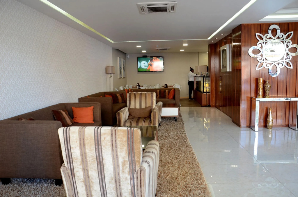Blu Sky Hotel