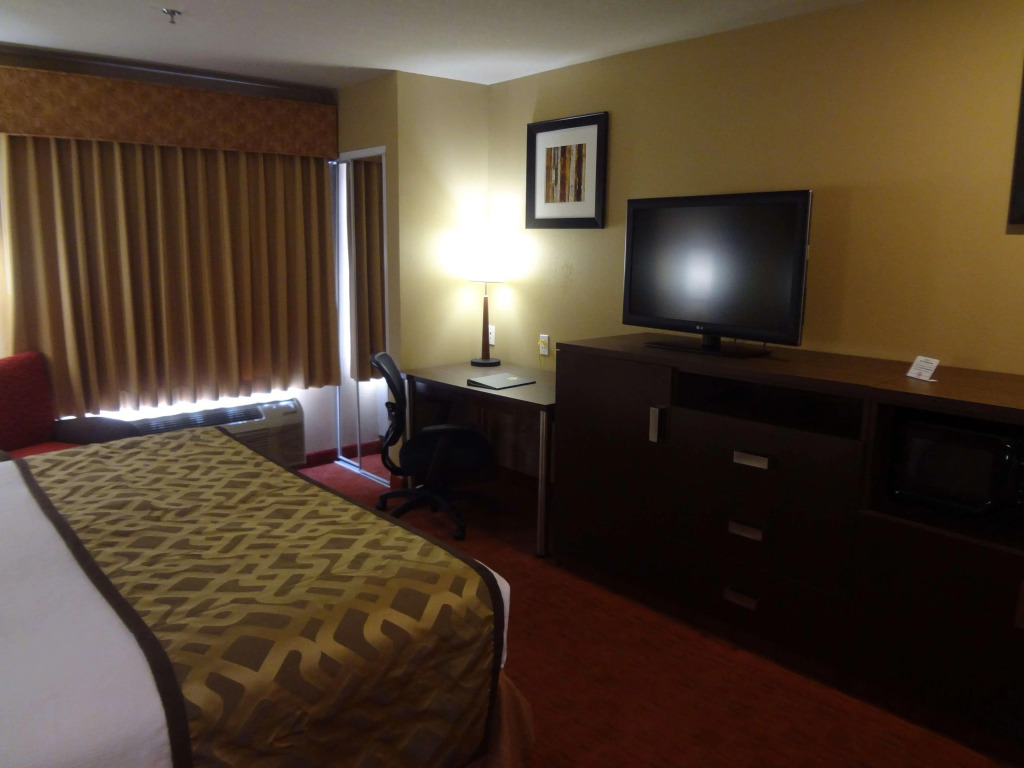 Best Western Plus Tulsa Woodland Hills Hotel and Suites