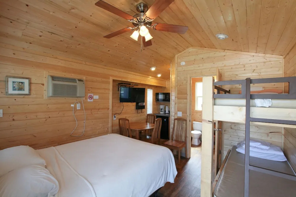 Lake Conroe RV & Camping Resort