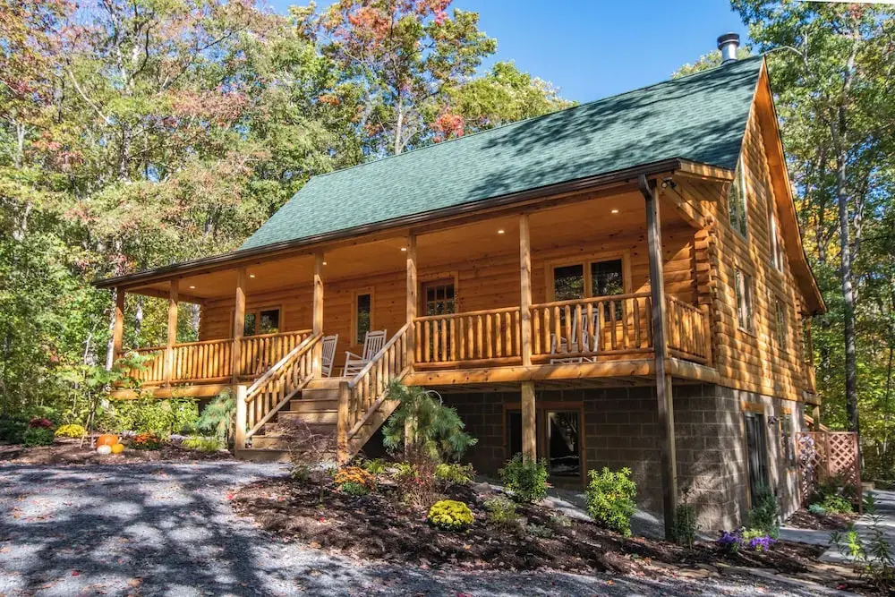 Wander Inn by Taylor Made Deep Creek