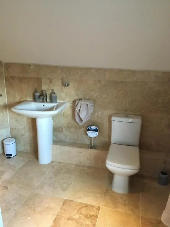 The Flat 72