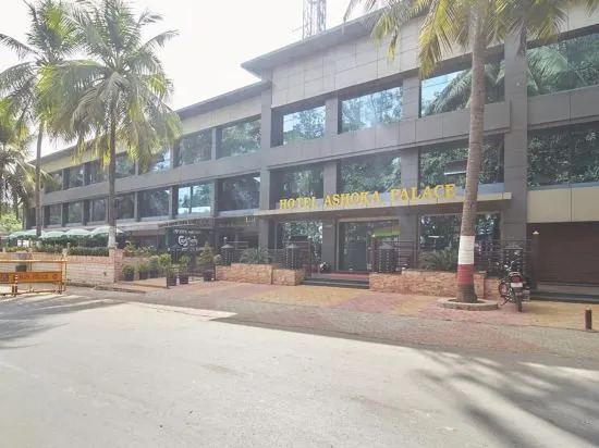 Hotel Ashoka Palace